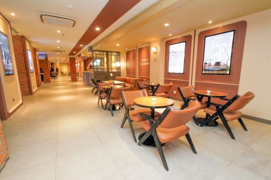 CGV Grand Indonesia bekerja sama dengan Nippon Paint hadirkan transformasi visual yang lebih berwarna di area luar teater