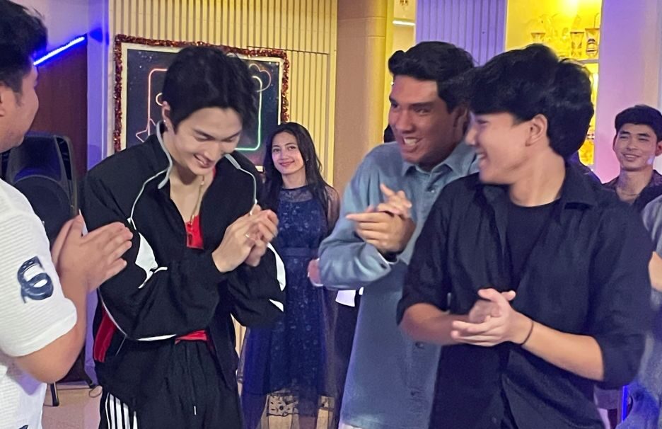 Pada episode tayangan Minggu (28/9/2025), sinetron produksi SinemArt ini menampilkan bintang Korea, XngHan