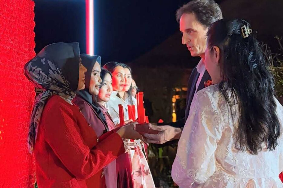 Klinik Djanti Medika meraih penghargaan bergengsi “Best Clinic” di ajang Neauvia APAC Summit 2025 pada 17-19 Oktober 2025 di Bali