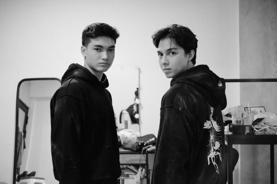 William Roberts dan Oliver Roberts