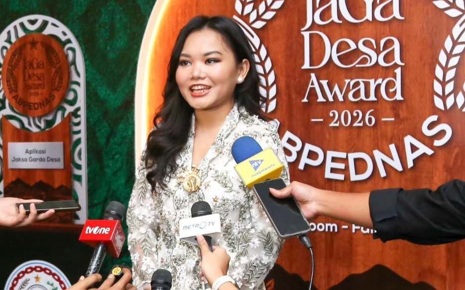 Cahaya Manthovani