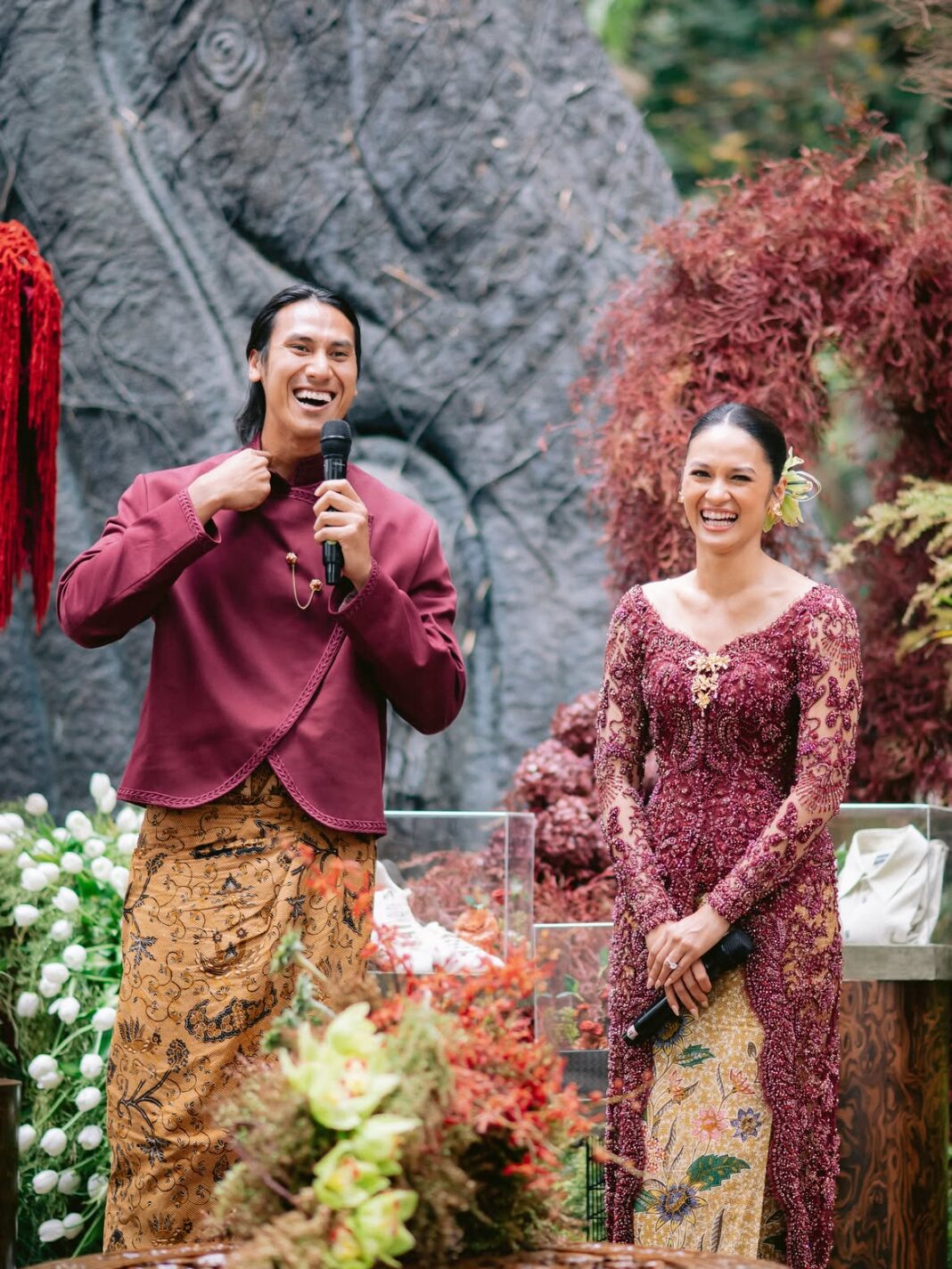Sean Gelael dan Hana Malasan