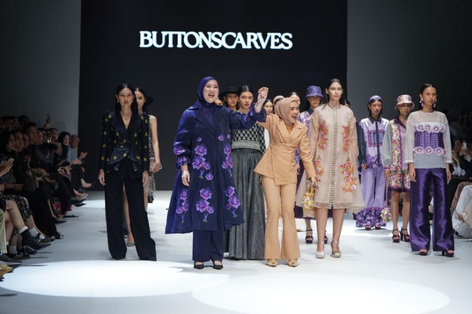 Buttonscarves resmi mengumumkan penunjukan Mifthahul Jannah sebagai Creative Director yang baru.